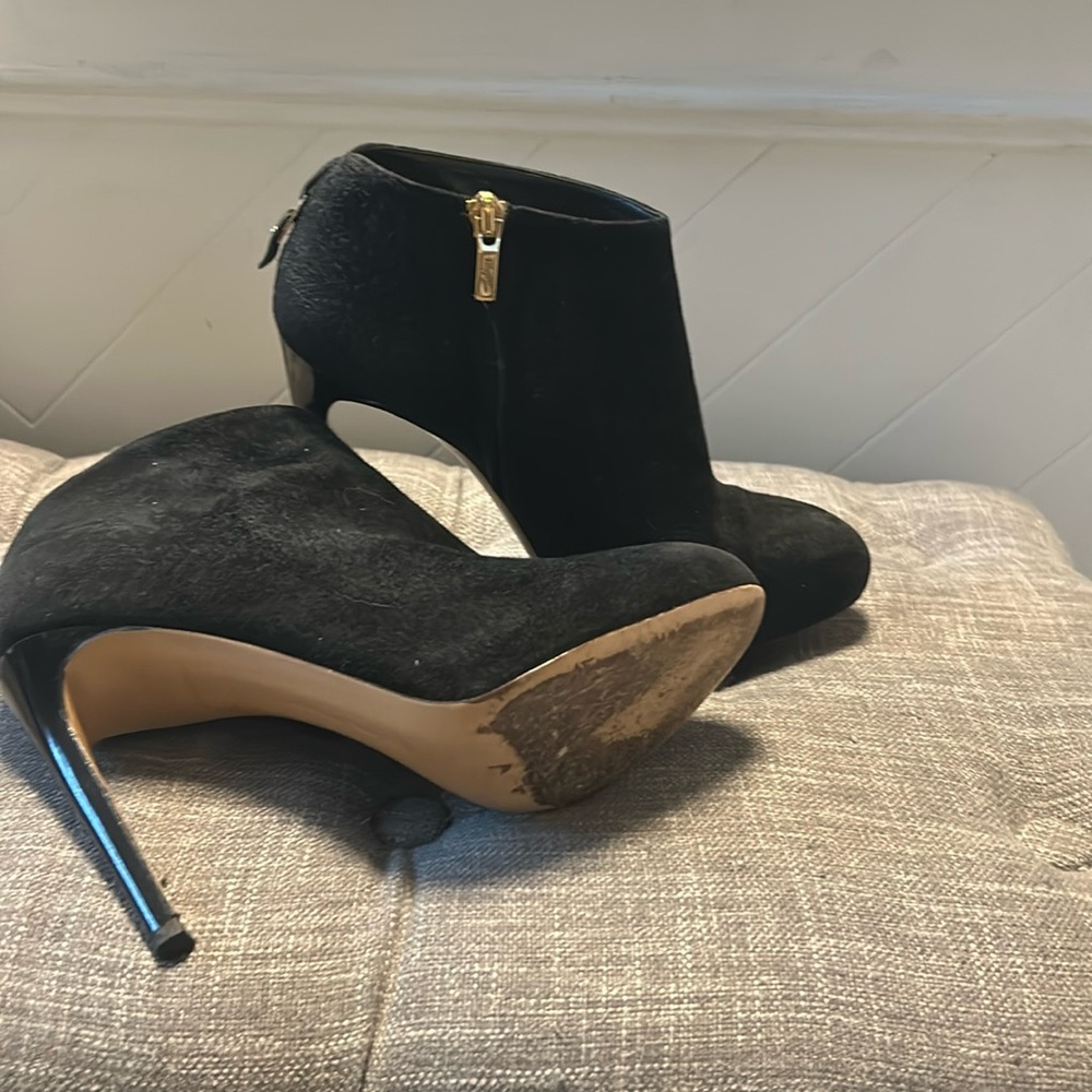 Salvatore Ferragamo Black Suede Booties 35.5